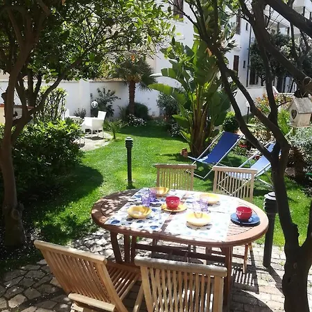 Candida's House شقة